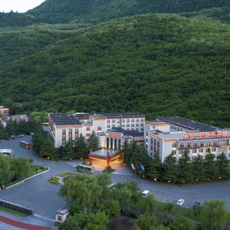 Poly New Jiuzhai Hotel