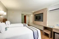 Guam Plaza Resort