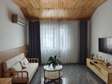 Liangqi hotel Отели рядом с достопримечательностью «Lotus Peak»