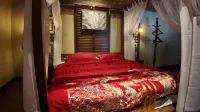 Yicheng Ancient City Loft Courtyard Homestay