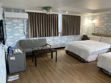 Sunny Hotel
