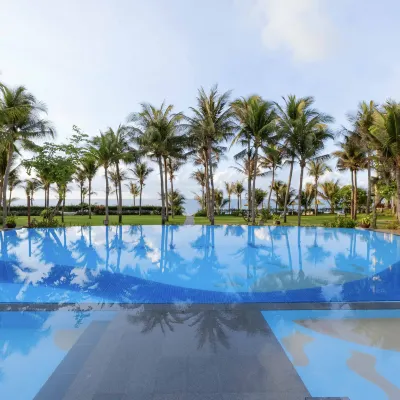 ซันนี่ บีช รีสอร์ต แอนด์ สปา มุยเน้ โรงแรมใกล้Ananda Beachwear