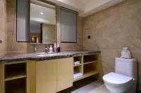 Olah Poshtel Taichung Wenxin Hotel di Yi-Chung Bazaar