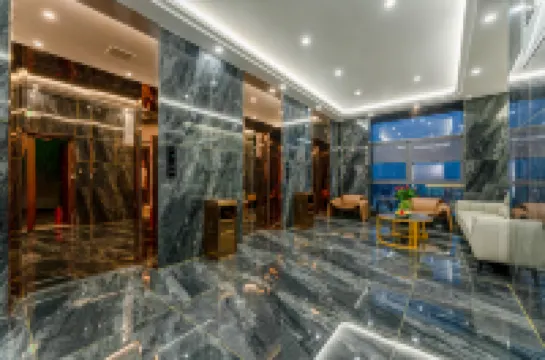 Haiyue Hotel (Xiaoyi City Government Wanda Plaza)