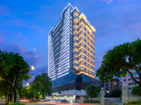 Zhuhai Jingzhi Hotel (Lovers Road Middle Road Sun Moon Bay Branch) Отели рядом с достопримечательностью «Putuo Temple»