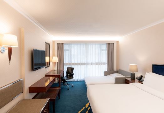 홀리데이 인 골든 마일 수영장