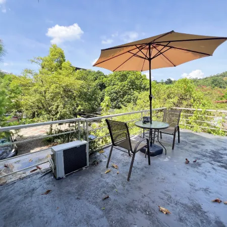 Heshan Songjian Mountain Residence Homestay