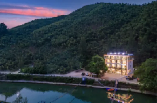 Anji Yunxiadeye - Lakeside Resort Villa Boutique Hotel (Yunshang Prairie - Yunxia Lakeside)