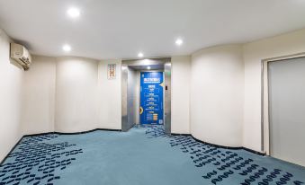 7Days Inn Hotel (Foshan Huangqi Jinbo Tiandi Jiazhou Plaza)