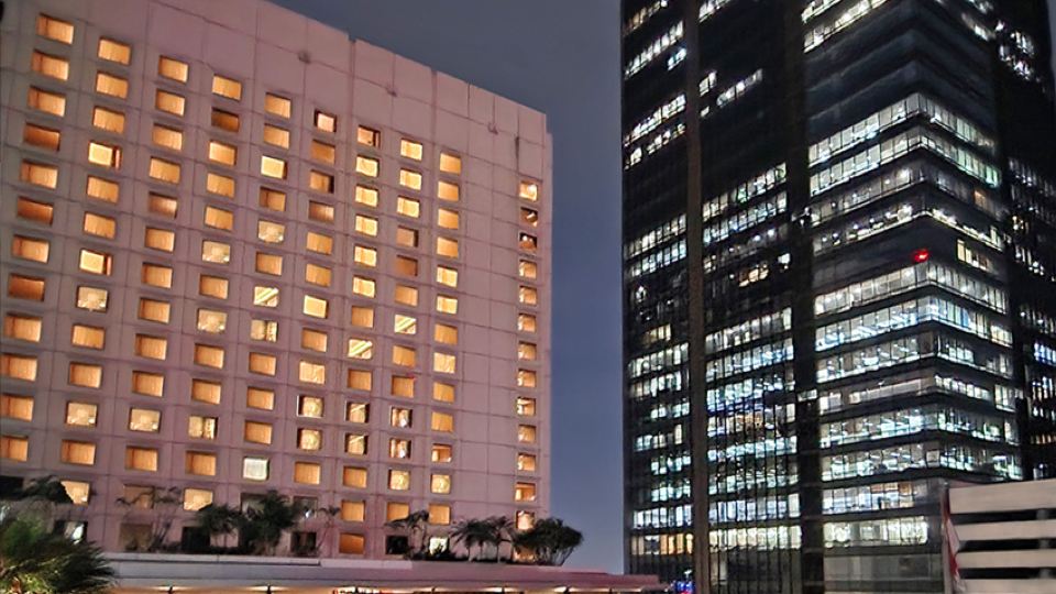 Mangkuluhur ARTOTEL SUITES