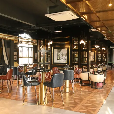 Yuetianxia Hot Spring Hotel
