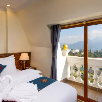 Lee Homestay Sa Pa Hotels near Ta Phin Village