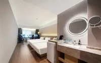 Pisces Premium Selected Hotel (Nanjing Olympic Sports Center Zhongsheng Subway Station)