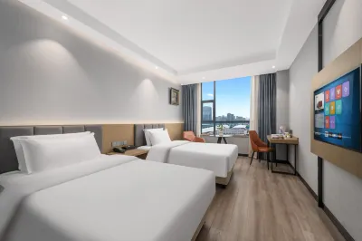 Haiweis Hotel (Shanghai Pudong Airport Store) فنادق في 