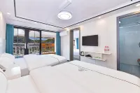 Wennuan Shiguang Scenic Homestay (Xijiang Qianhu Miaozhai Miaozu Bowuguan) - 2 tähden