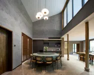 Quzhou Moon Falling Stars Homestay - Pools
