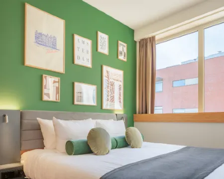 Maxhotel Amsterdam Airport Schiphol - Recently Renovated Hotels in Hoofddorp