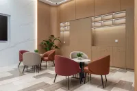 嵐光飯店（貴陽萬象滙奧體中心店） - 2 星級