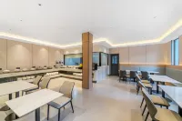 Jianman Hotel (Longyou South Gate Historical Block Store)