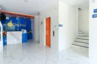 Hotel Berlian International Hotels in Semampir