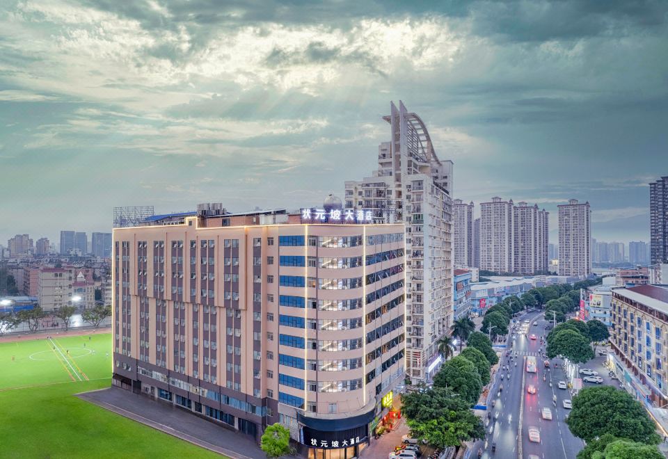 hotel overview picture