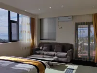 Yunbian Jiamu Hotel 룽링 호텔