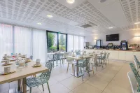 Appart’City Confort Vannes فنادق في Ambon