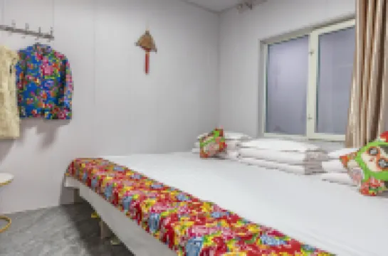 Xuexiang Guandong Inn