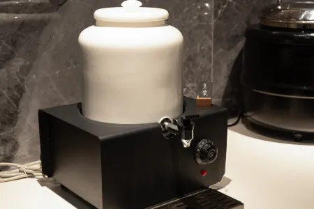 Xingyuan HOTEL Отели рядом с достопримечательностью «Dongfeng Weir-Qianfo Rock»