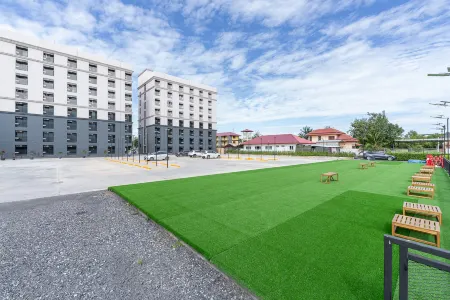 44 Residence and Resort Отели рядом с достопримечательностью «Rajamangala University of Technology»