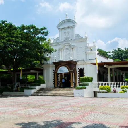 Maliwalo Inn Tarlac by RedDoorz