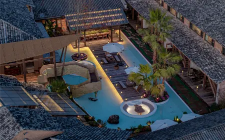 Yunnan Tengchong Beihai Granary Hot Spring Resort Hotel Отели рядом с достопримечательностью «Beihai Wetland»