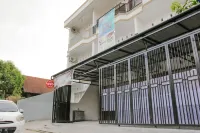 Hotel O Pa Baeng Baeng Near Rumah Sakit Faisal Formerly Guest House Cahaya 7296 Menara Phinisi UNM 주변 호텔