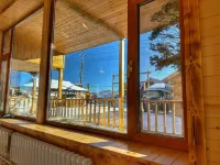 Tanye Homestay - con vista montagne