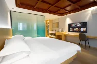 Maitreya Blue Lake Hot Spring Resort Hotel