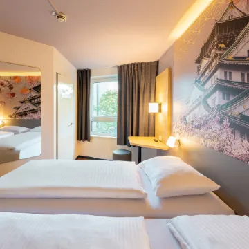 B&B HOTEL Düsseldorf-Hbf Отели рядом с достопримечательностью «Парк Фольксгартен»
