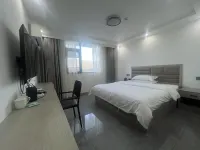 Butuo Baiyue Xiangzi Grand Hotel Hotels in Butuo