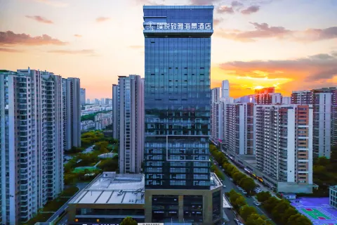 르자오 푸웨즈야 바다 전망 호텔（르자오완핑커우관광단지완다 플라자）