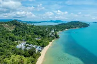 Phuket Moonlit Bay Seaview  Resort&Spa Hotels in Koh Sirey