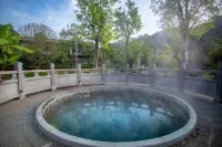 Hidden Waves Hot Spring Boutique Inn