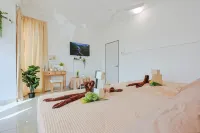 Cozy Homestay #IOI City Mall #Putrajaya #17 Pax Hotels in Puchong