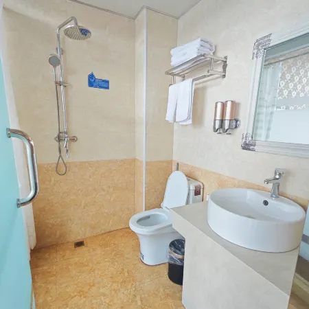 Grand Hotel Mangui Iqsamar