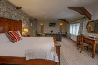 Sunday London Staines-upon-Thames Heathrow T5 Hotels in Heathrow