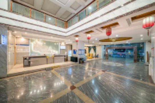Yeste Hotel (Guigang Jingang Avenue High-speed Railway Station)