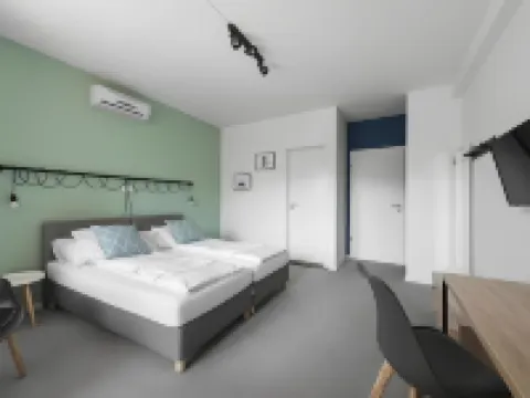 Chesscom Hotel Hotels near Ferenc Liszt Intl. Airport