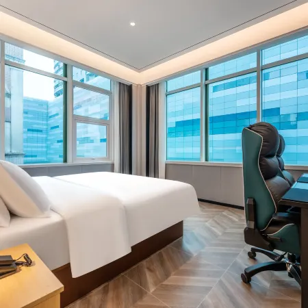 Room 301, 3rd Floor, Xin'an Lake Commercial City, No. 28, Baomin 1st Road, Bao'an District Отели рядом с достопримечательностью «Театр Хайя»