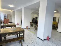 Xinduqiao Town Xike Hotel