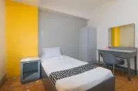 Hotel Madiaas by RedDoorz Hoteles en Jordán
