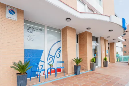 Ibis Budget Madrid Calle Alcalá Отели рядом с достопримечательностью «Faunia»