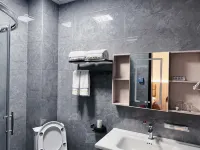 Fangting Grand Hotel فنادق في إي نينغ